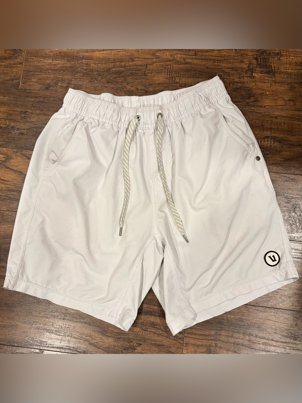 Vuori Men’s Kore Short Athletic White MSRP $78